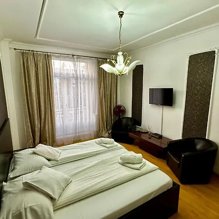 Garsoniera Ultracentral Apartment Bacau Exterior photo